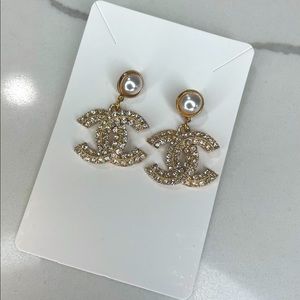 Fashion Gold and Pearl Earrings